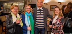 Wir sind 1 ist 10 Jahre foto c pfeffel partner 200